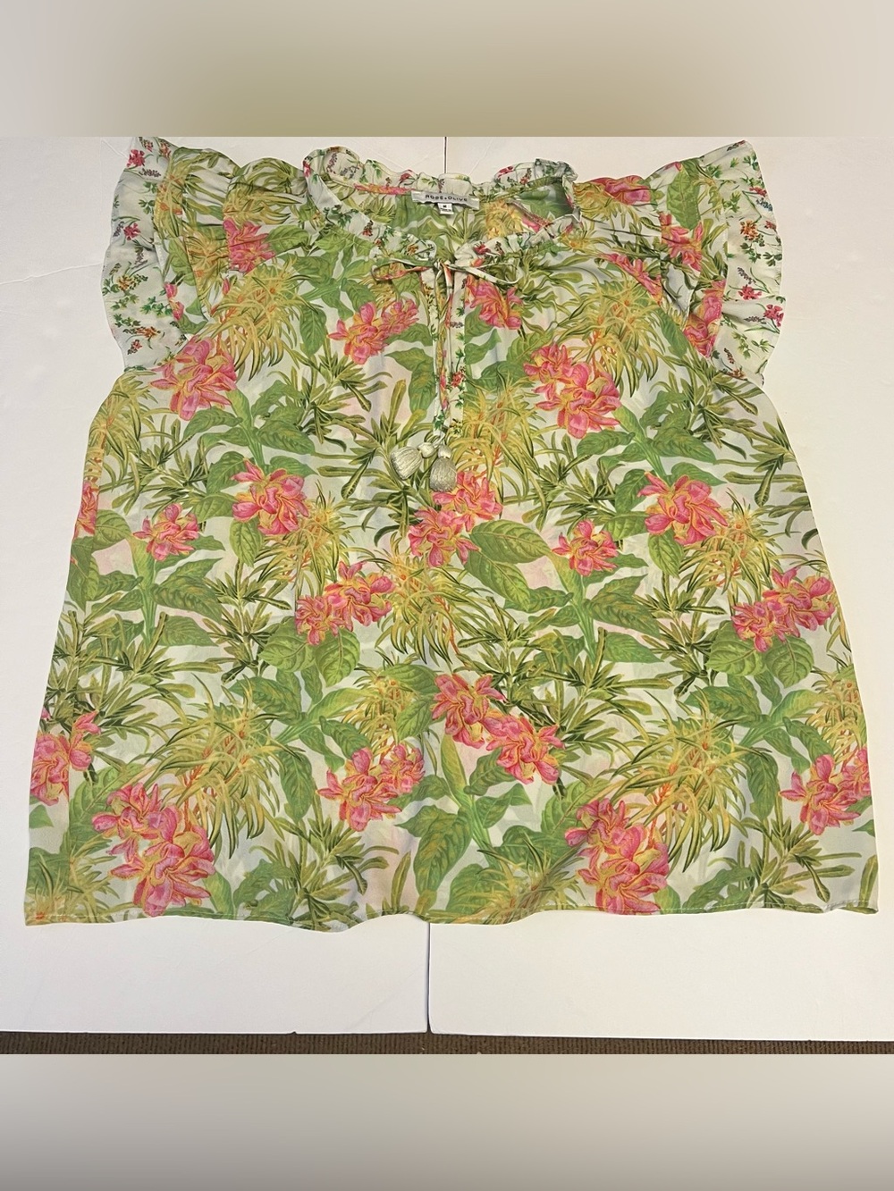 Rose + Olive Boho Fairy Blouse Medium Tropical Resort Flowy Short Flutter Sleeve - Picture 13 of 13